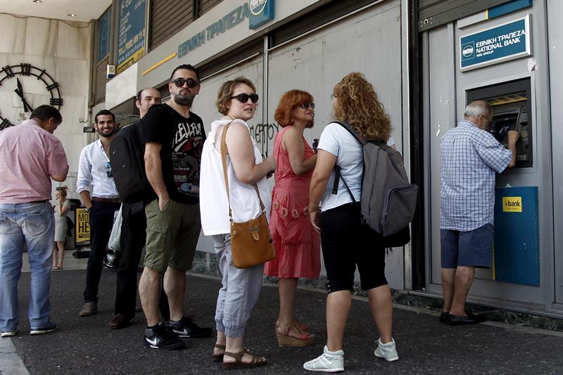  La BCE rÃ©duit le plafond de crÃ©dit aux banques grecques en amÃ©liorant la liquiditÃ©