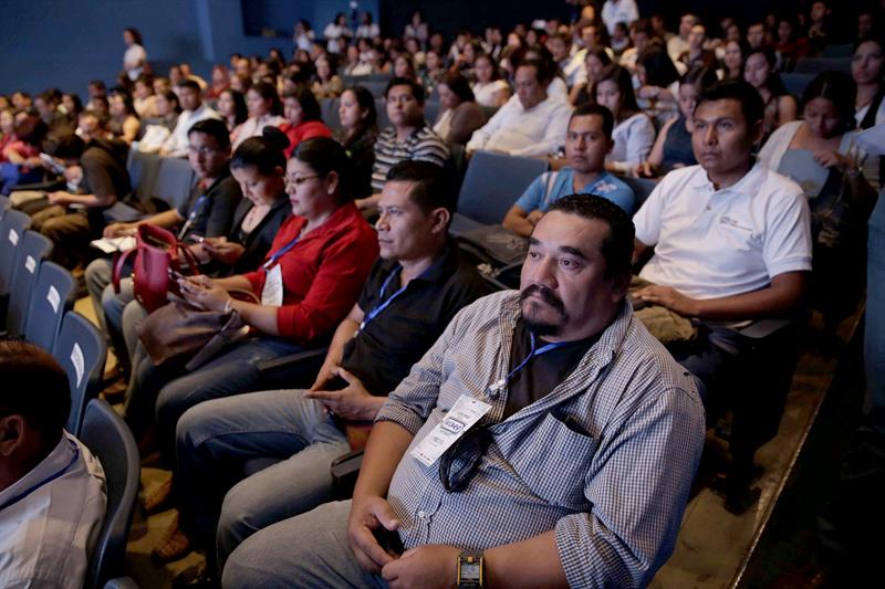  Un expert chilien appelle des jeunes d'El Salvador Ã  innover pour rÃ©ussir