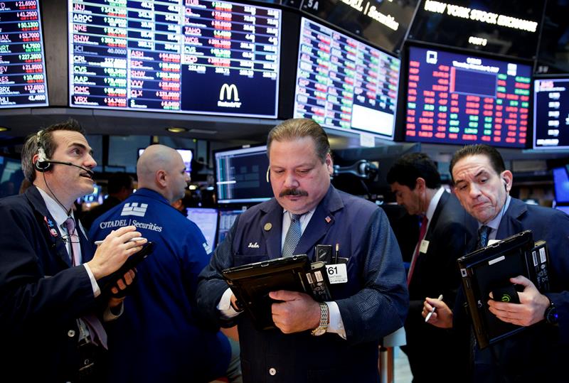  Wall Street ouvre plus bas et le Dow Jones cÃ¨de 0,29%