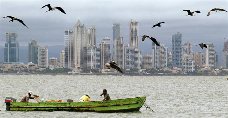  Panama adhÃ¨re au registre mondial des navires pour contrÃ´ler la pÃªche illÃ©gale