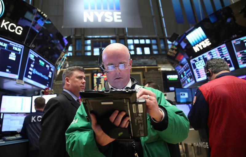  Wall Street s'ouvre Ã  la baisse et le Dow Jones cÃ¨de 0,09%