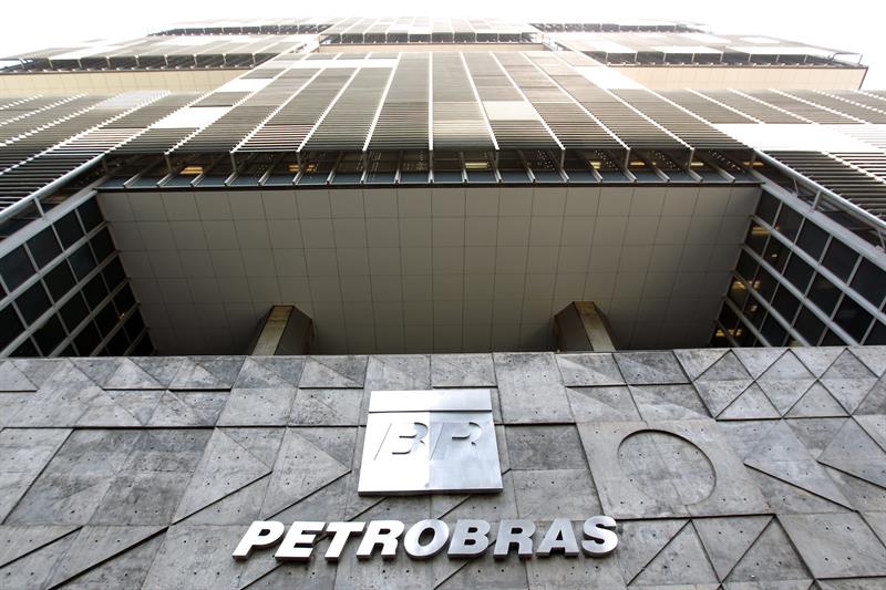  Arrestation d'un ex-directeur d'une filiale de Petrobras brÃ©silienne accusÃ©e de pots-de-vin